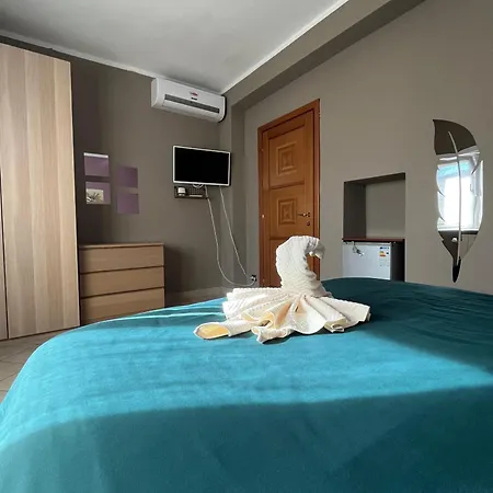 Oda ve Kahvaltı Cuore Di Casa 3*